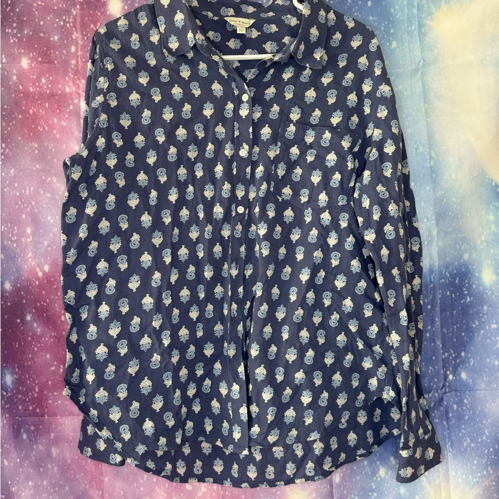Lucky brand printed button down blouse 🛍